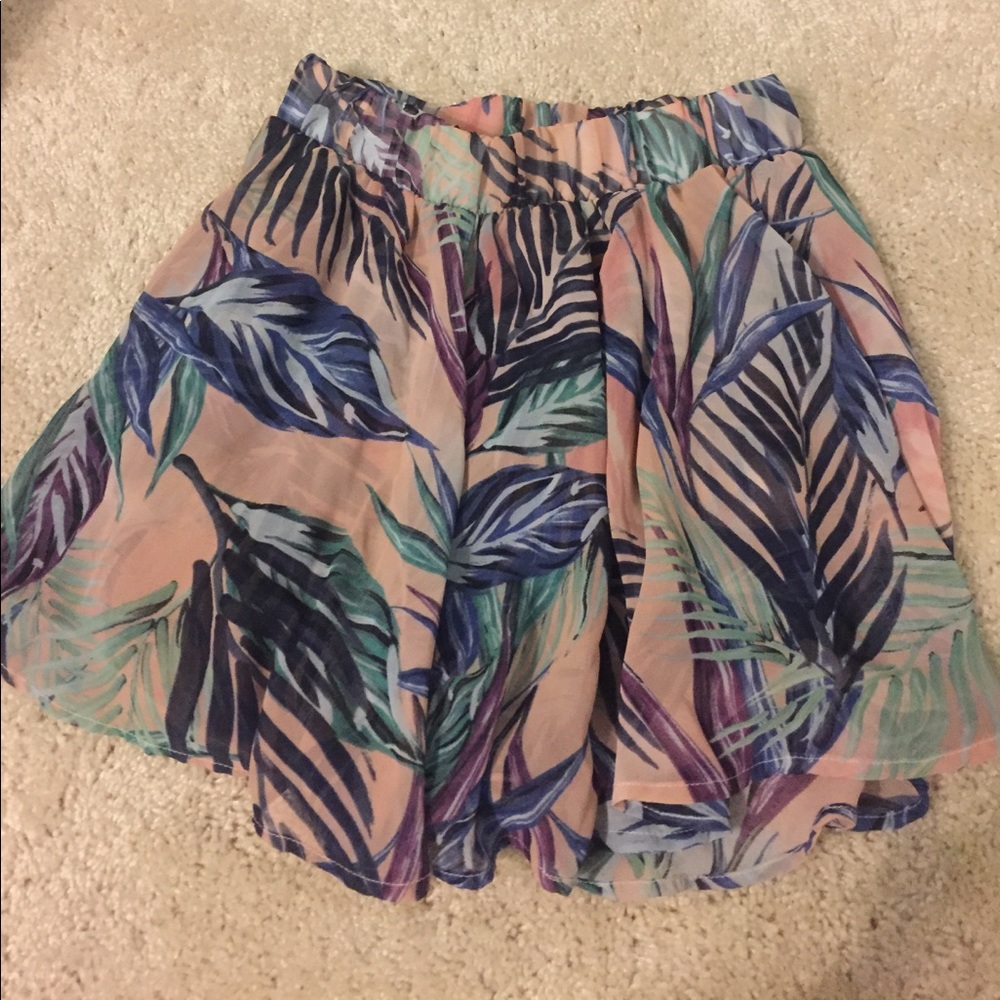Carlos swing shorts XS in palm funday